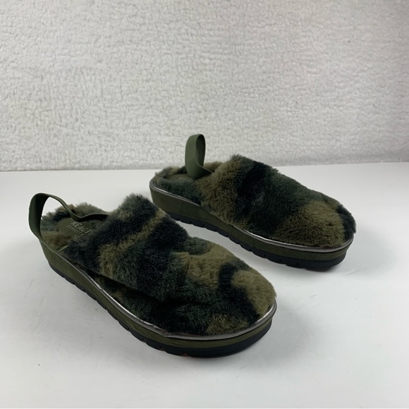 Kenneth Cole Reaction Radiate Slingback Cozy Clogs Camo Womens Size 8 NWOB 7371‎ - Picture 1 of 9